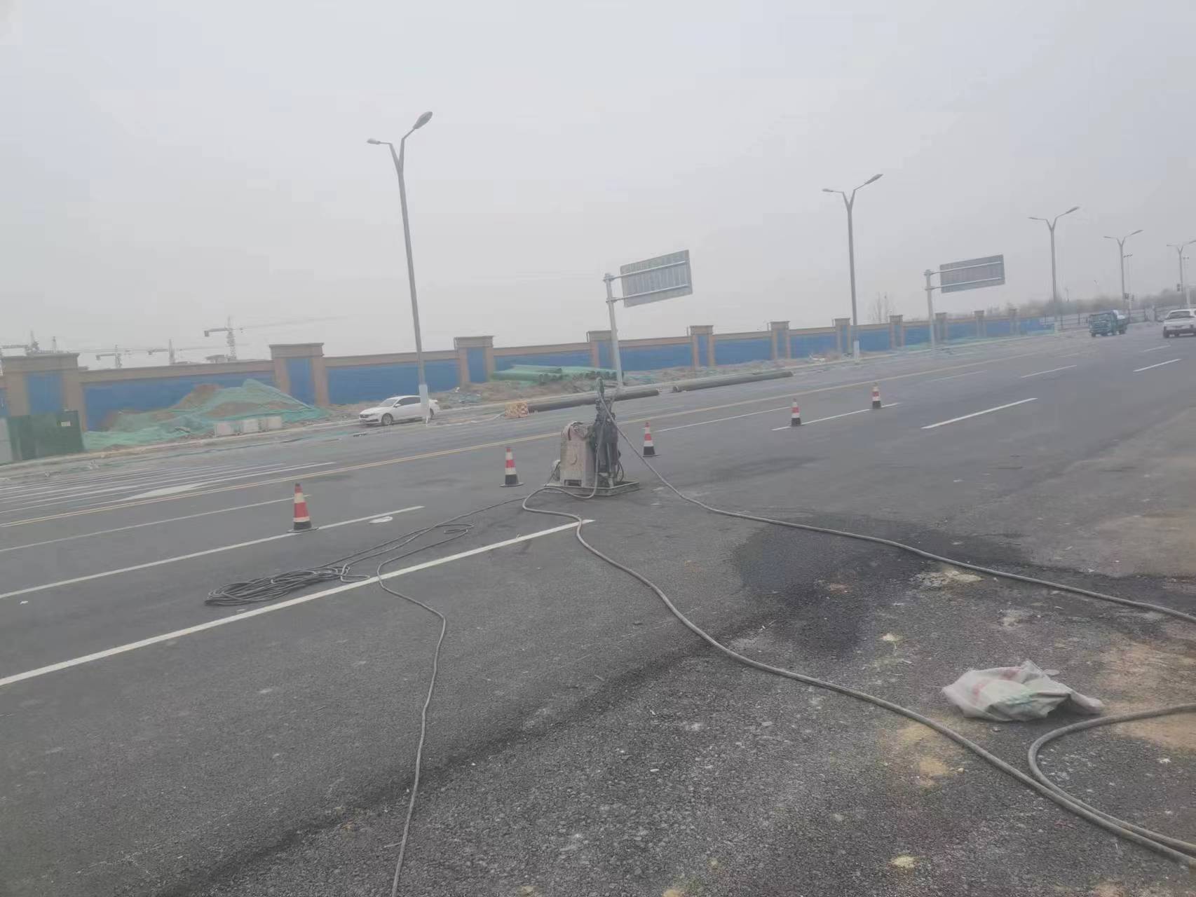 椰林镇马路注浆